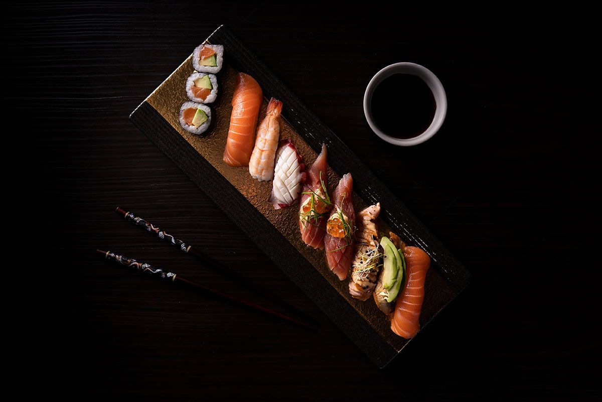 Sushi-Set mit Essstäbchen